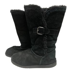 Xhilaration Suede Boots with Lined Faux Fur & Buckle Details Size 8, Black